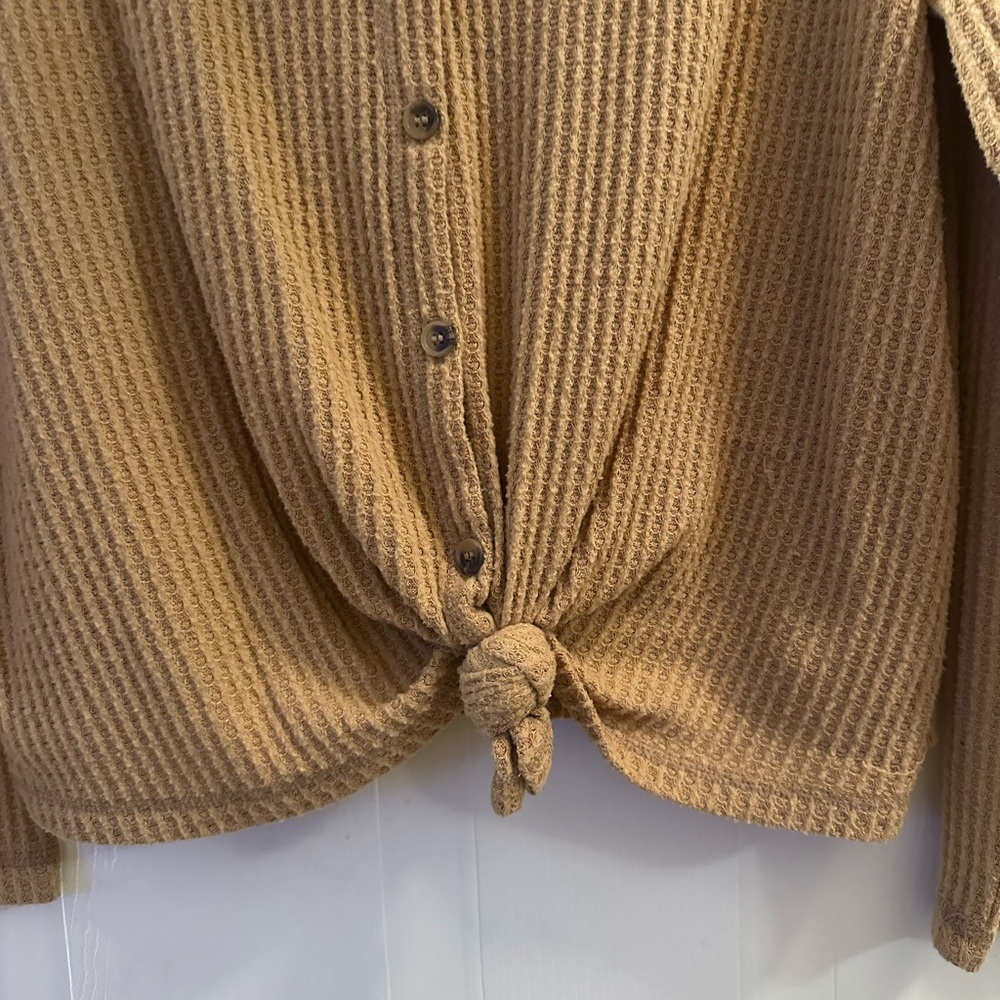 Button-up cardigan sweater from American Eagle size M